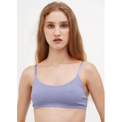 Підтримуючий жіночий топ у рубчик на тонких бретельках блакитний