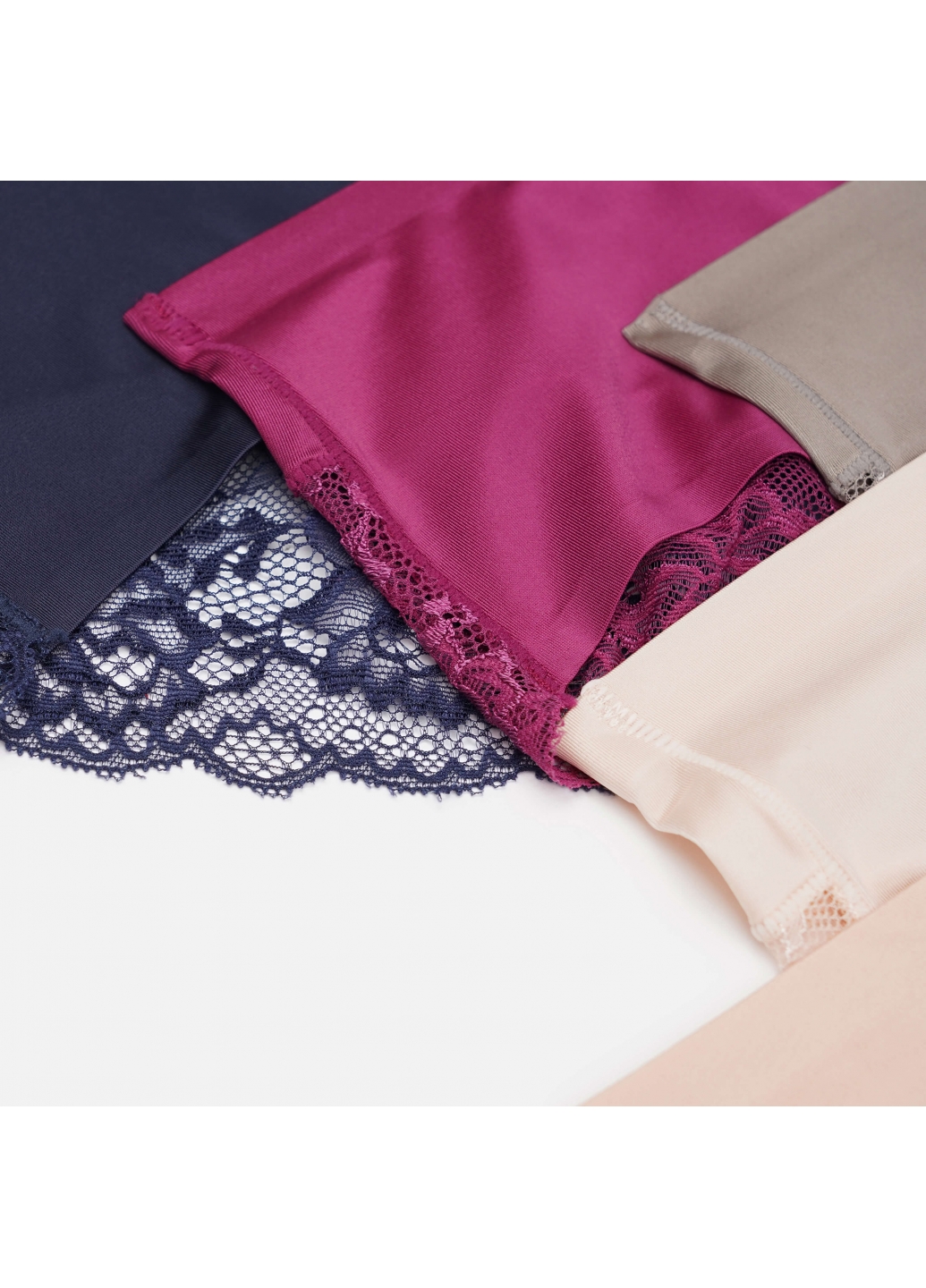 Комплект (5 шт.) жіночі безшовні труси сліпи з мереживом, еластичні, комфортні