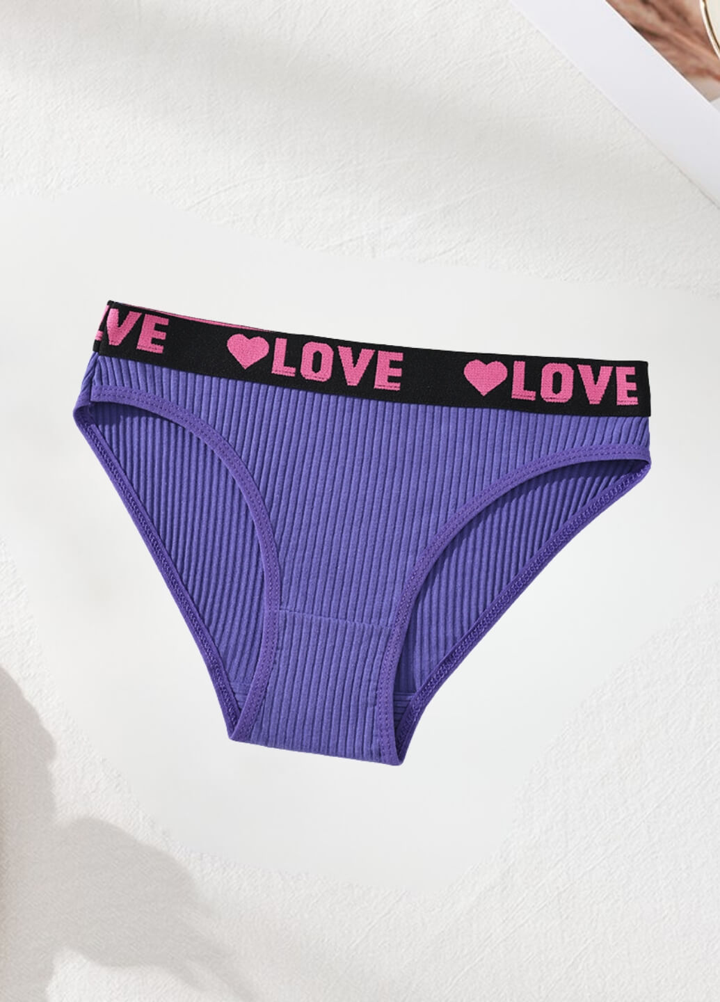 Новинка: Женские спортивные трусики LOVE из рельефной ткани в ярких цветах!